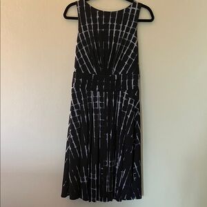 Donna Karan Blue and Gray Patterned Midi Dress